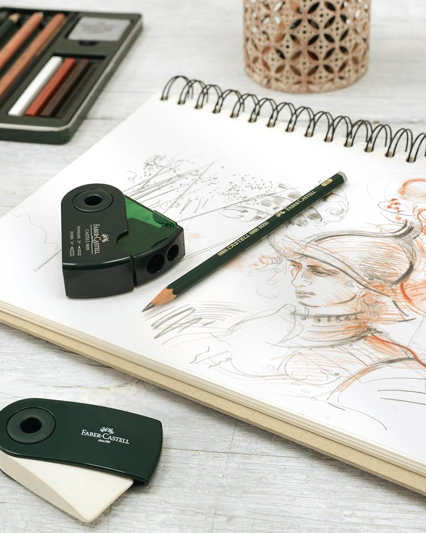 12 Faber-Castell Pitt Monochrome Set