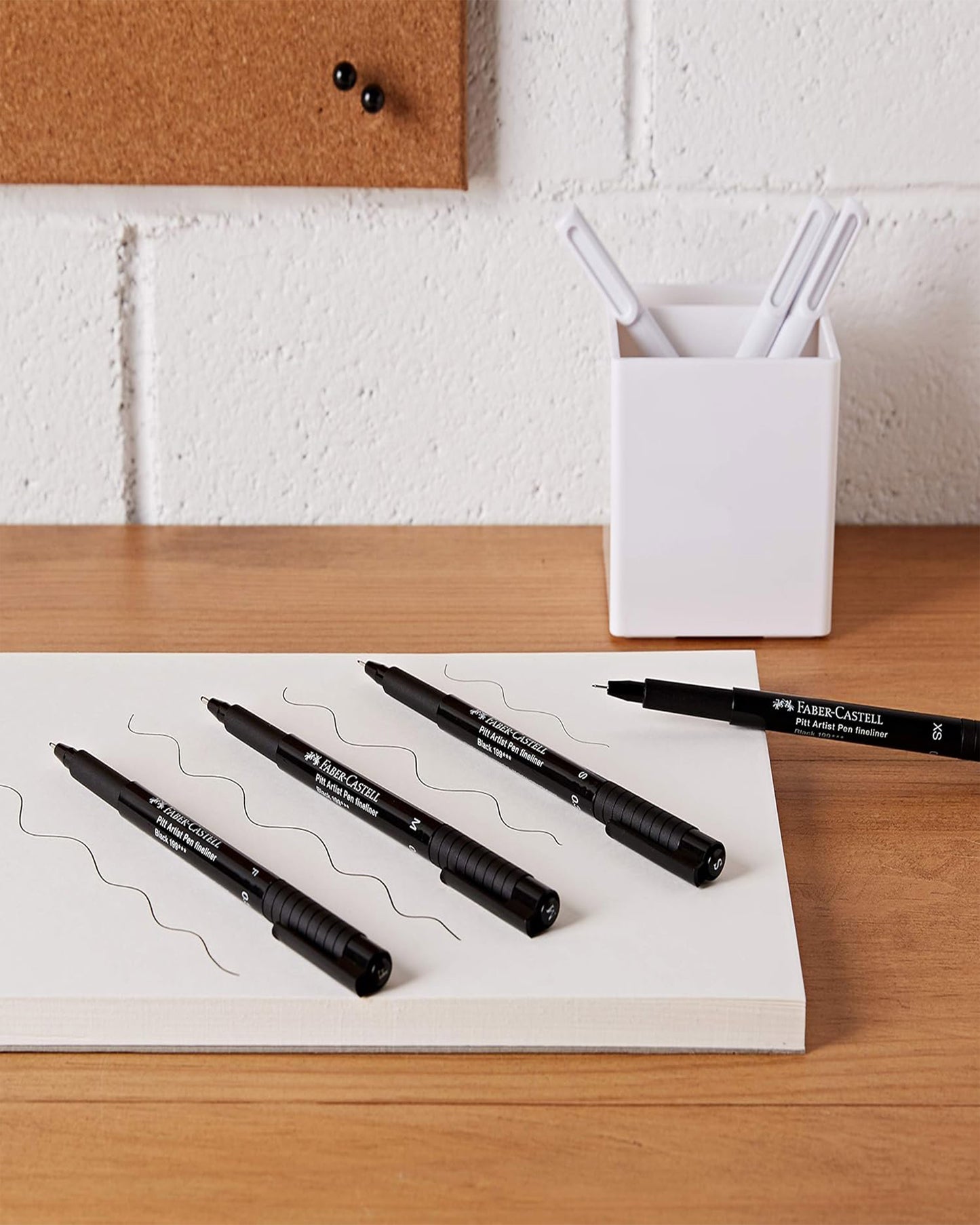 4 Delineadores Faber-Castell Pitt Artist Pen